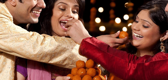 Ditch The Calorie For Good With These 7 Navratri Fitness Hacks