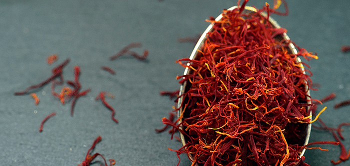 7 Benefits Of Saffron & Its Side Effects