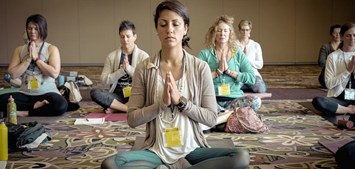 Attend Yoga Classes at these Gyms in Mumbai with FITPASS
