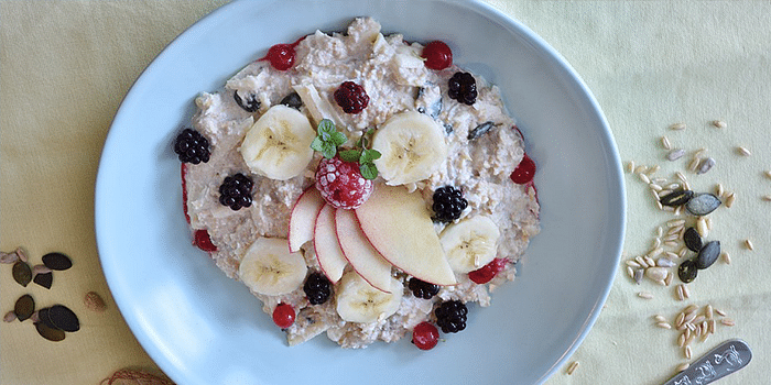 8 Oatmeal Benefits That Will Make You Want To Add It To Your Diet