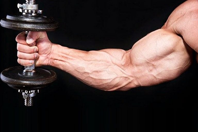 5 Dumbbell Workouts To Get Attractive Arms