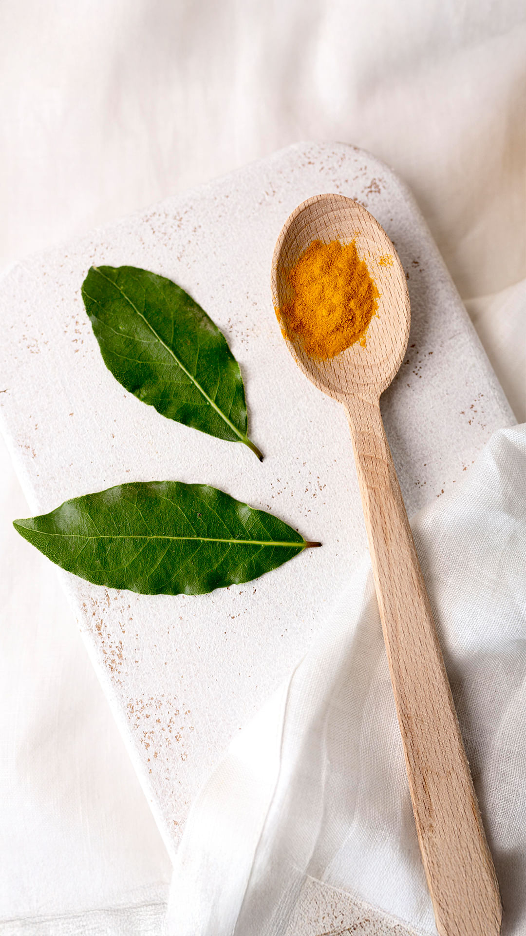 The Science-Backed Benefits of Eating Curry Leaves Every Morning