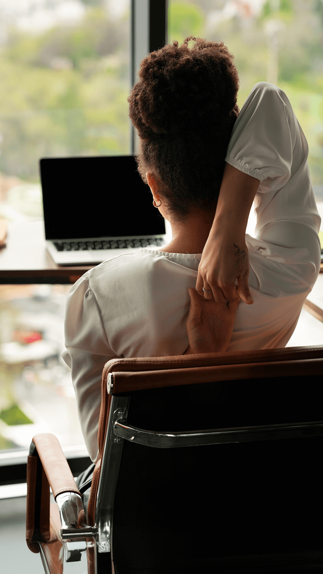 Build Strong Back & Shoulder Muscles with Effective Exercises