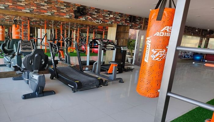 Flesh Fitness Club Mishrom Misroad