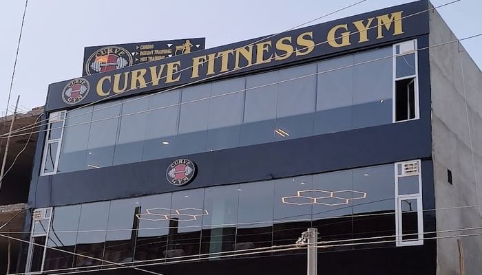 Curve Gym Rajbaha Road