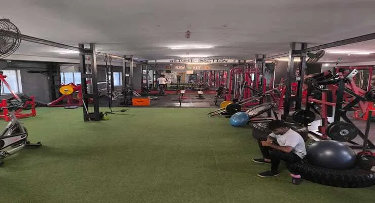 Rawfit Gym Santacruz East in Mumbai FITPASS