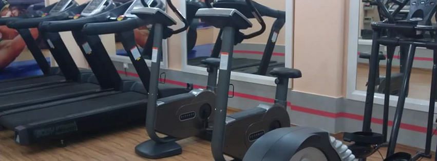 Pumpiing Iron Gym Janakpuri Pumpiing Iron Gym Janakpuri