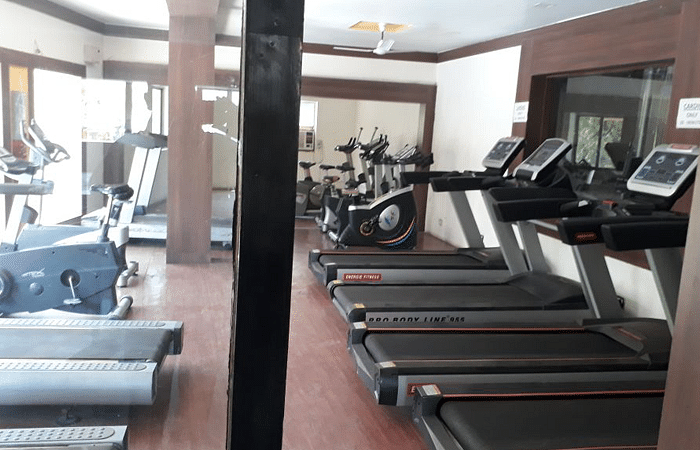Dolphin Health Club Shahibaug