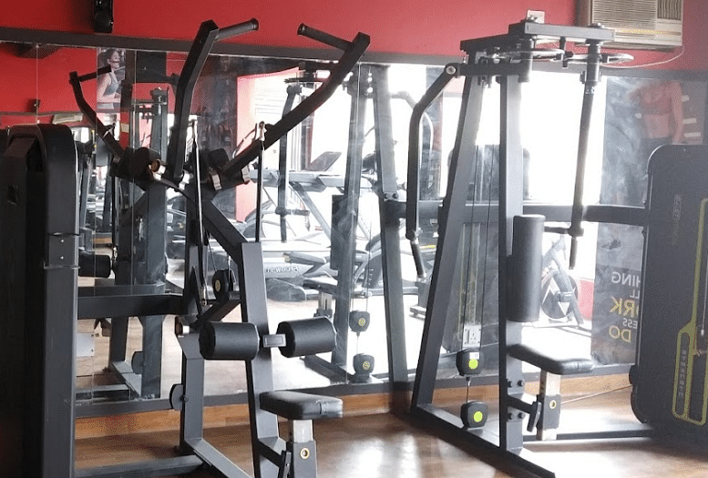Rows And Curls Unisex Gym Chander Nagar Delhi