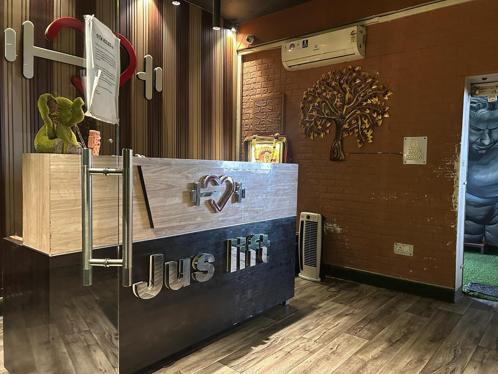 Jus Lift- Gym Vikaspuri