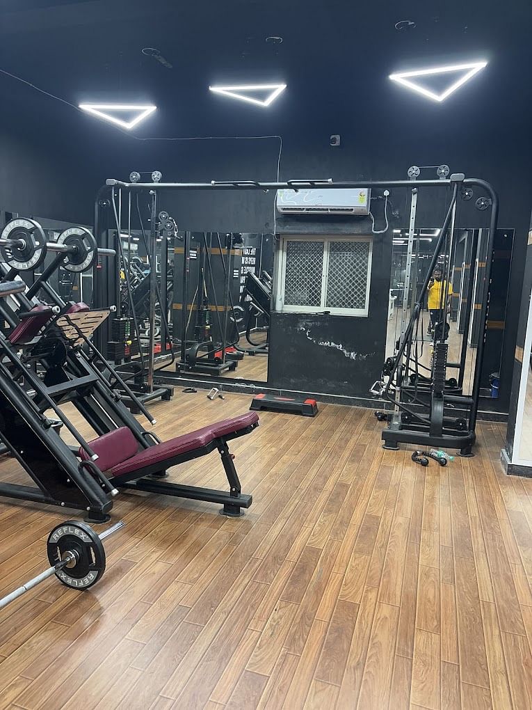 L Fly Fitness Lal Darwaza