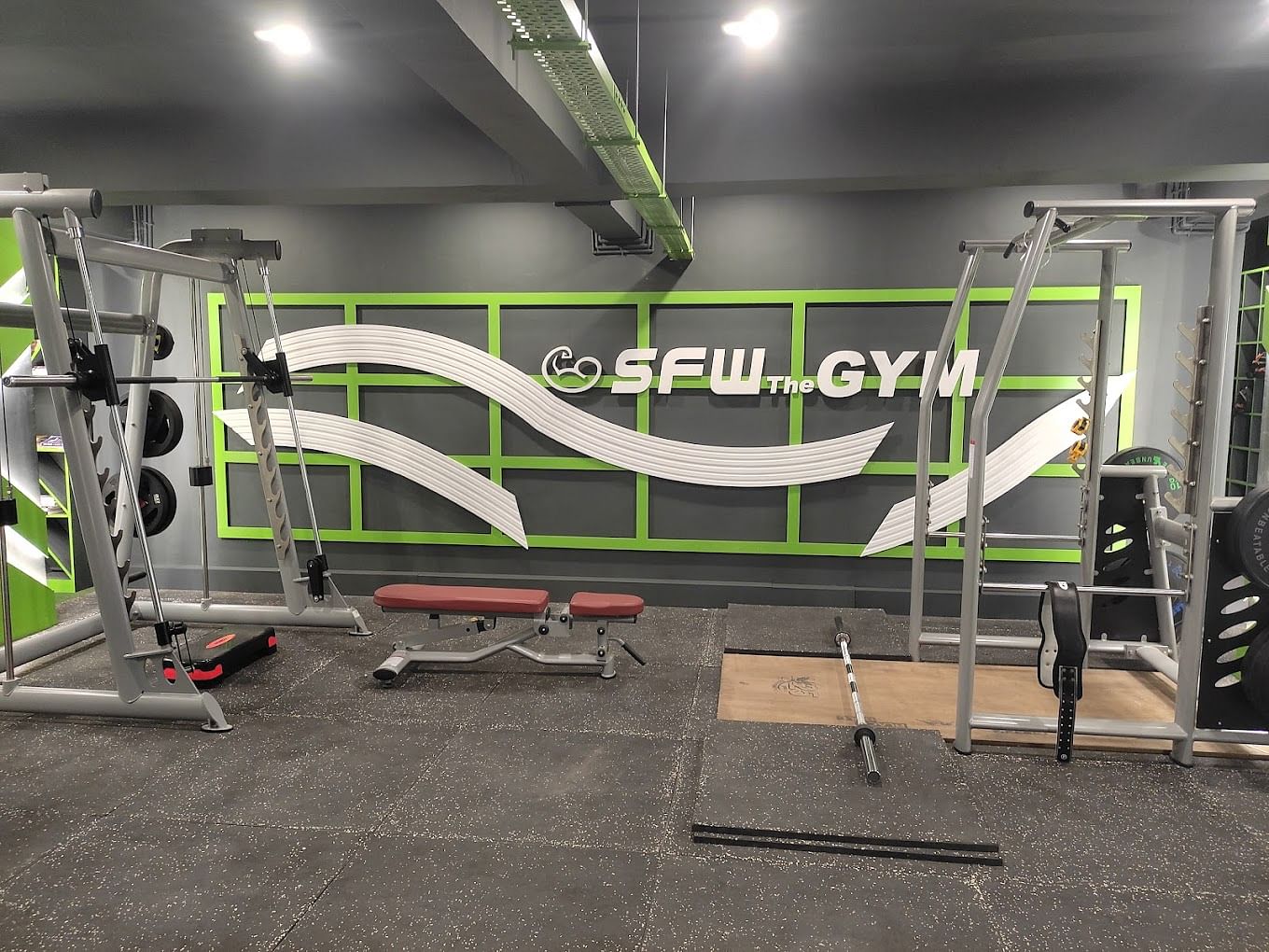 SFW THE GYM Sama