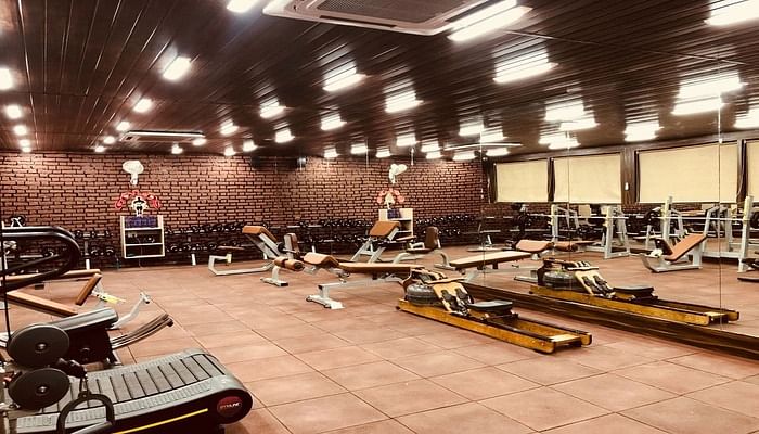 Gold's Gym Talwandi