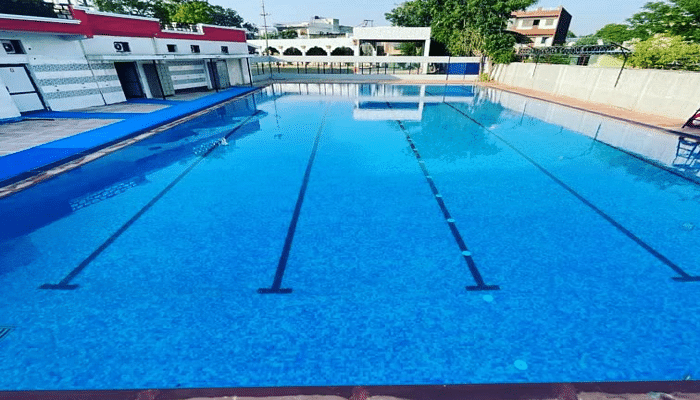 Habitat Club - Swimming Pool Nehru Nagar 3