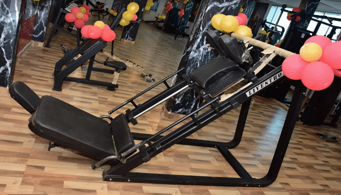 Livstrong Gym and Physiotherapy Centre Borkhera