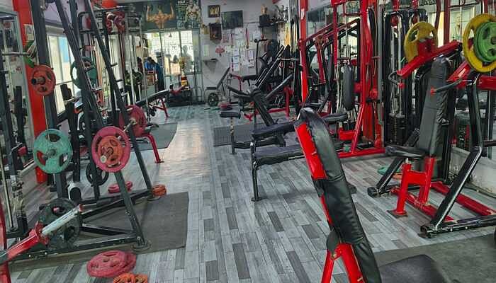 V Strength Fitness Lalapet