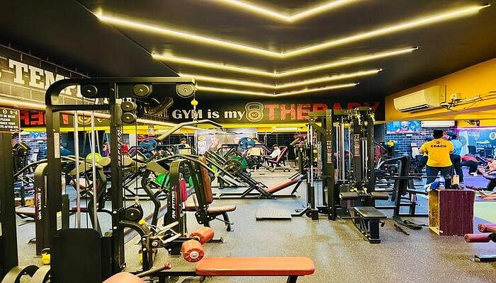 SG Fitness Oshiwara