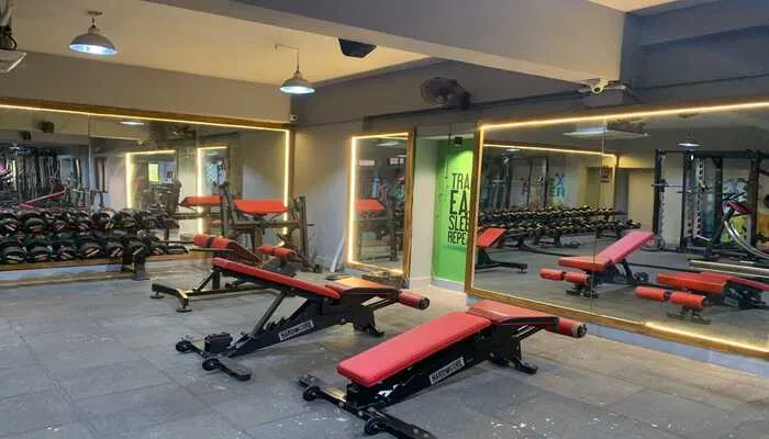 Athlete Gym Aastodia in Ahmedabad FITPASS