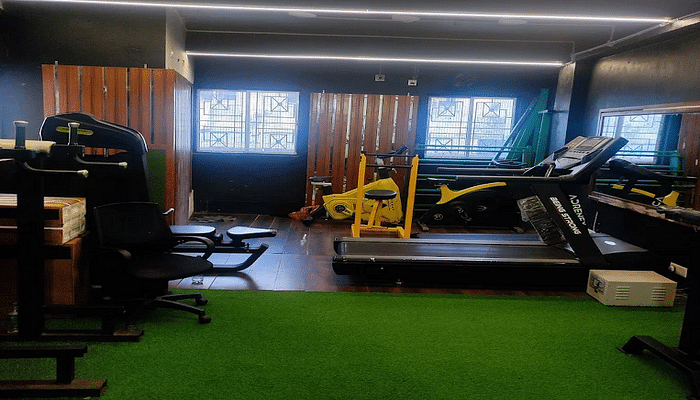 Iron Addict Gym 3 Tagore Park
