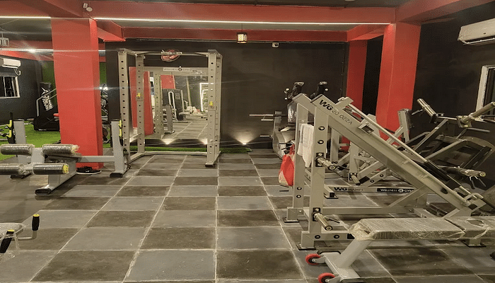Iron Addict 2 Gym Tiljala