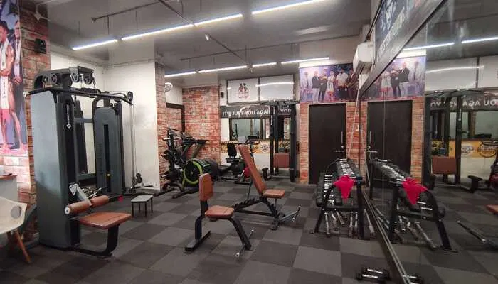 Muscle Buster Gym Worli in Mumbai FITPASS