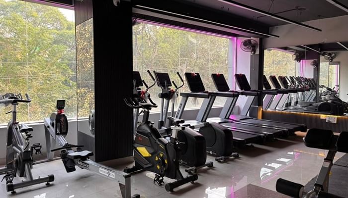 Heat Up Fitness Mahavir Enclave