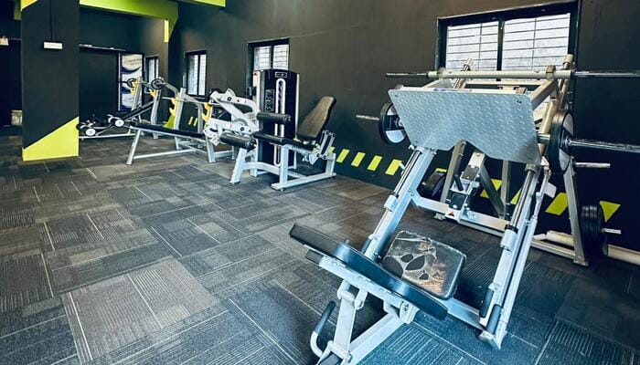 Muscle Syndicate Gym Raver