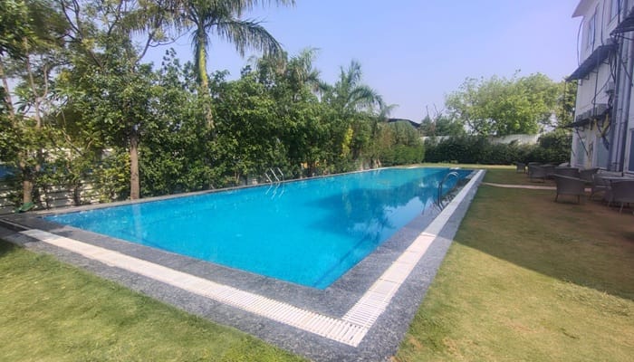 Neer Swimming Institute Sector 76