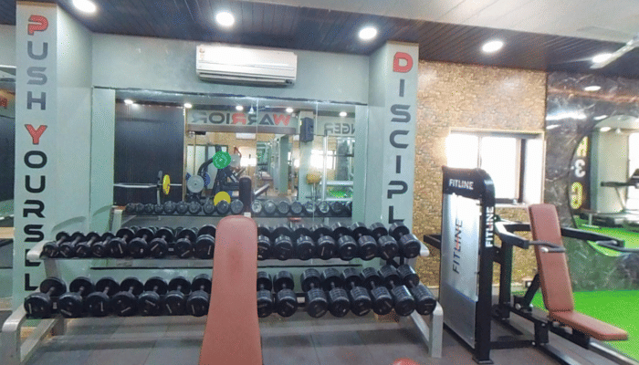 rnold fitness club